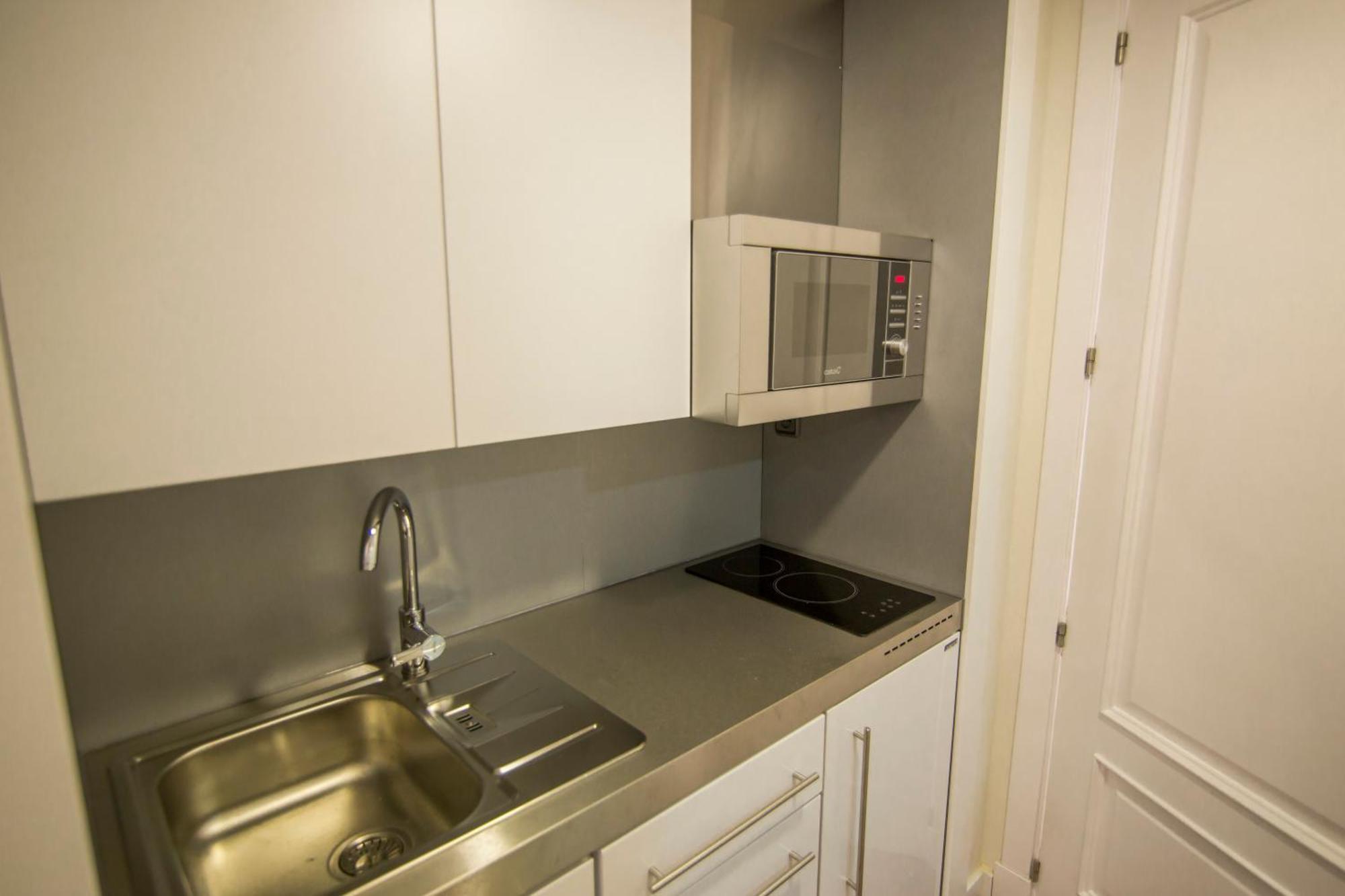 Apartamentos Plaza De Santiago - Estudios Turisticos - 1 Llave 平托 外观 照片